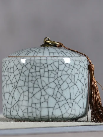 Vintage Crackle Glaze Ceramic Tea Storage Jar with Lid and Tassel – Sealed Canister for Tea, Coffee, Herbs, and Spices (Celadon, 12oz)
